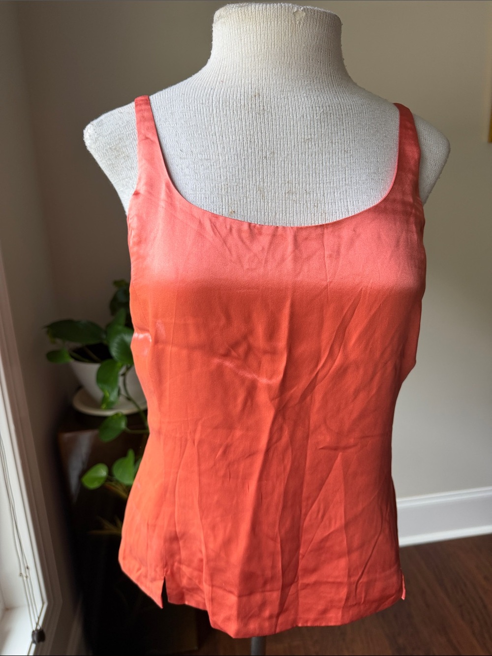 Dana Buchman Coral Scoop Neck Satin Camisole
